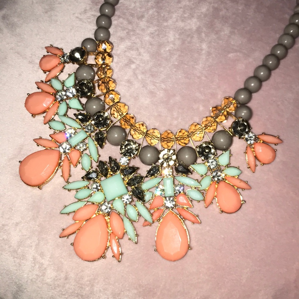 Statement Necklace💙 - Picture 3 of 5